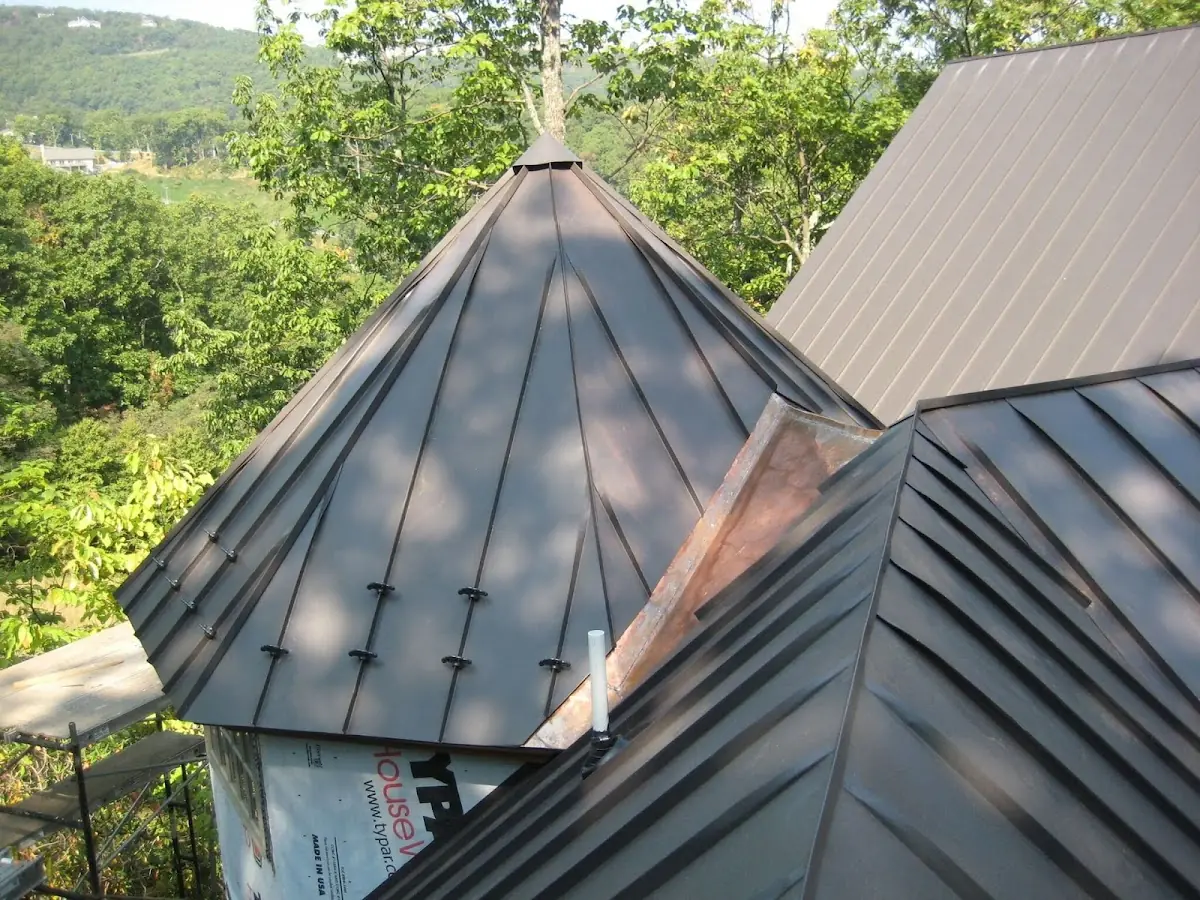 Professional Shingle Replacement & Repair by Craftsman Roofing in Cudahy